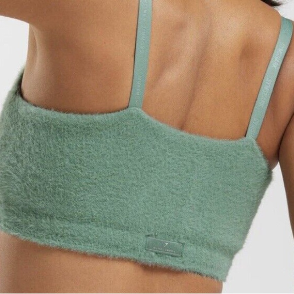 Gym shark x Whitney Simmons Eyelash Knit Bandeau